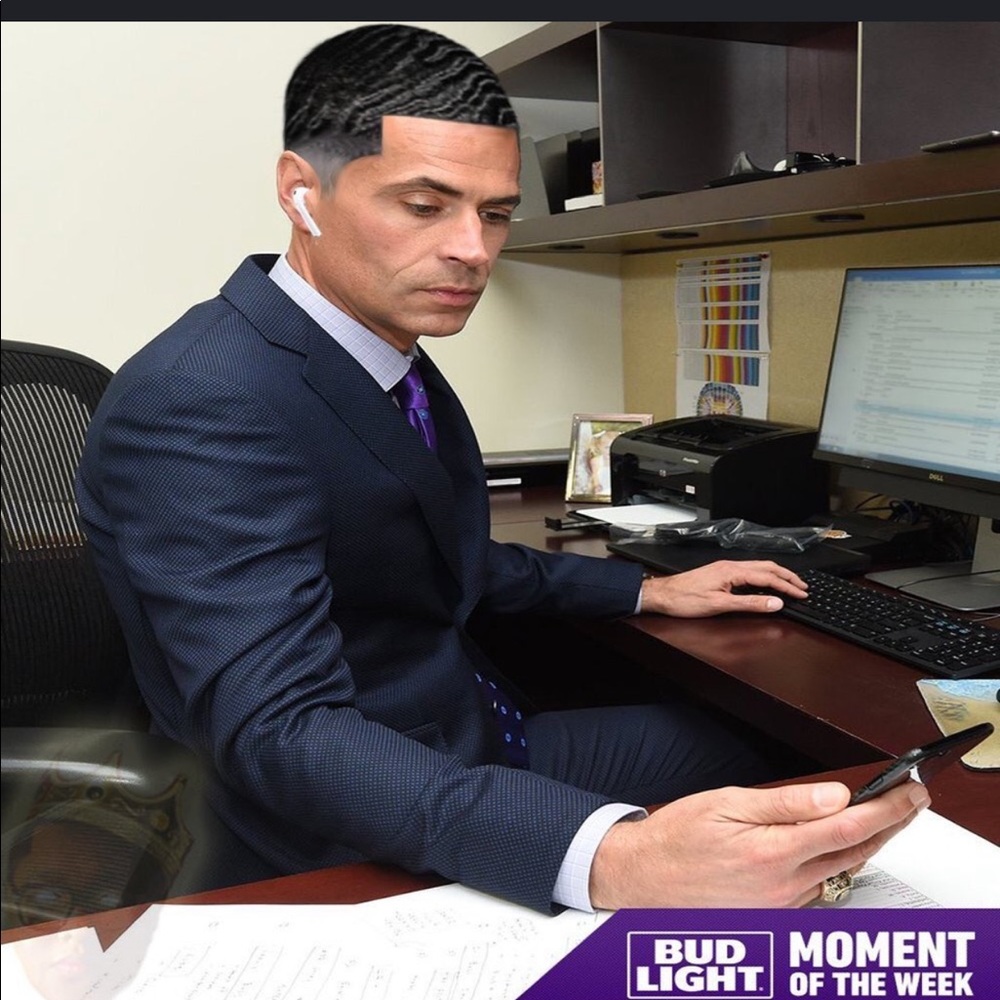 Meet your Posher, Yomi